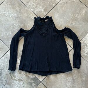 Hollister shoulder cut out long sleeve